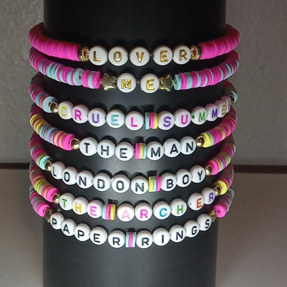 7 preppy Taylor swift Lover bracelets! ❤️